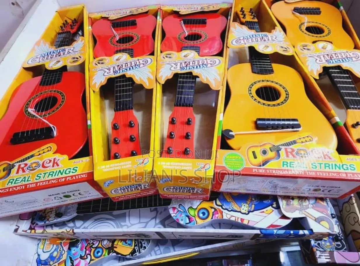 Polished Solid Wood 6 String Mini Acoustic Guitar