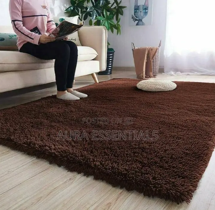 Medium Carpets (1.5 by 2 Meters)