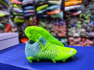 Soccer Boots Puma Green Original