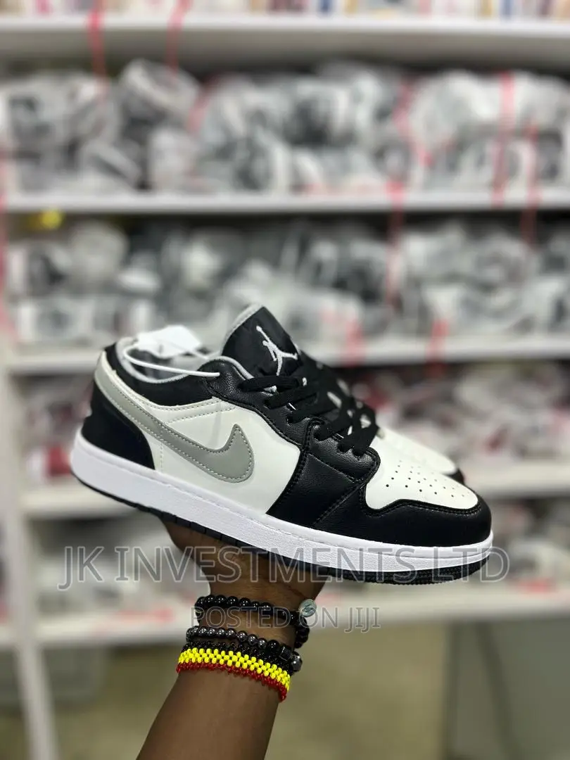 Nike Dunk Low Retro Black/White Panda