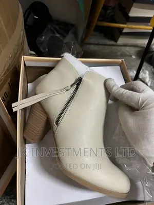 Ladies Boots