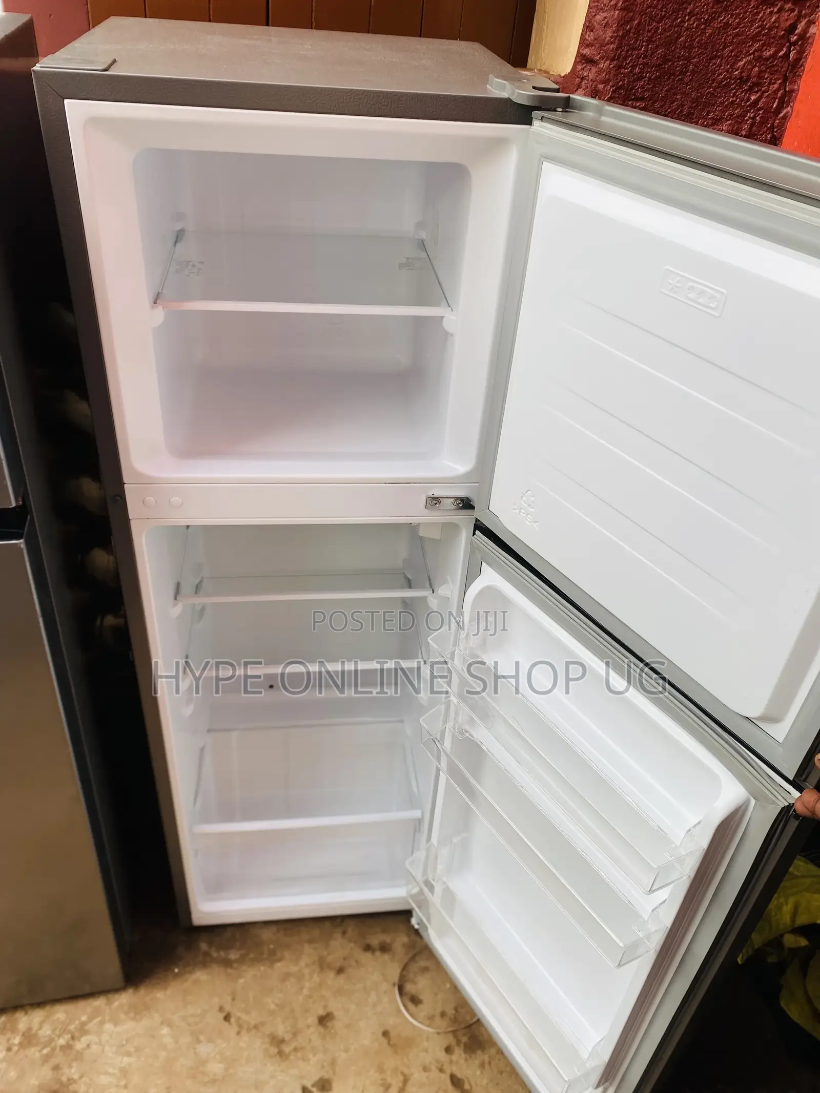 Quality Hisense 400L Refrigerator