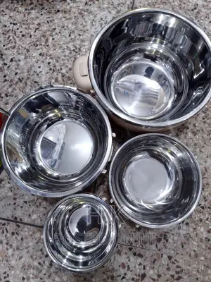 4pcs Set Insulation Pot / Serving Dish Set