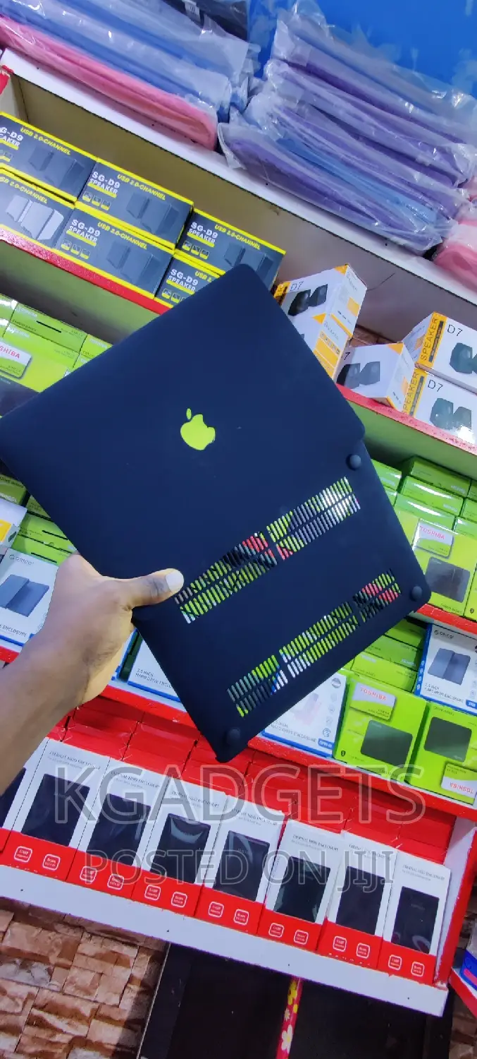 Macbook Cover