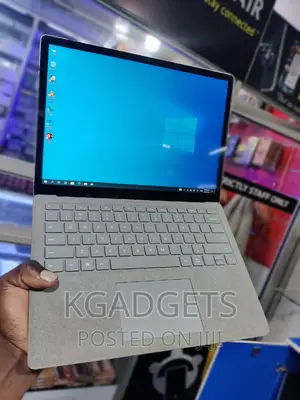 Laptop Microsoft Surface Laptop 4GB Intel Core I5 SSD 128GB