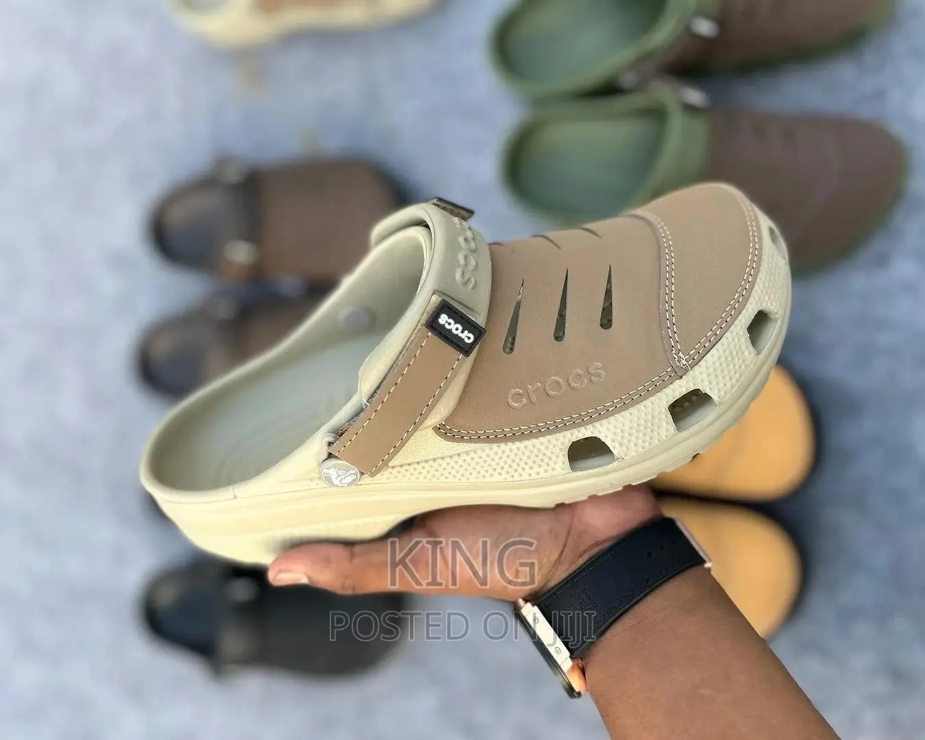 Yukon Crocs Leather