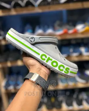 Crossband Crocs. Classic