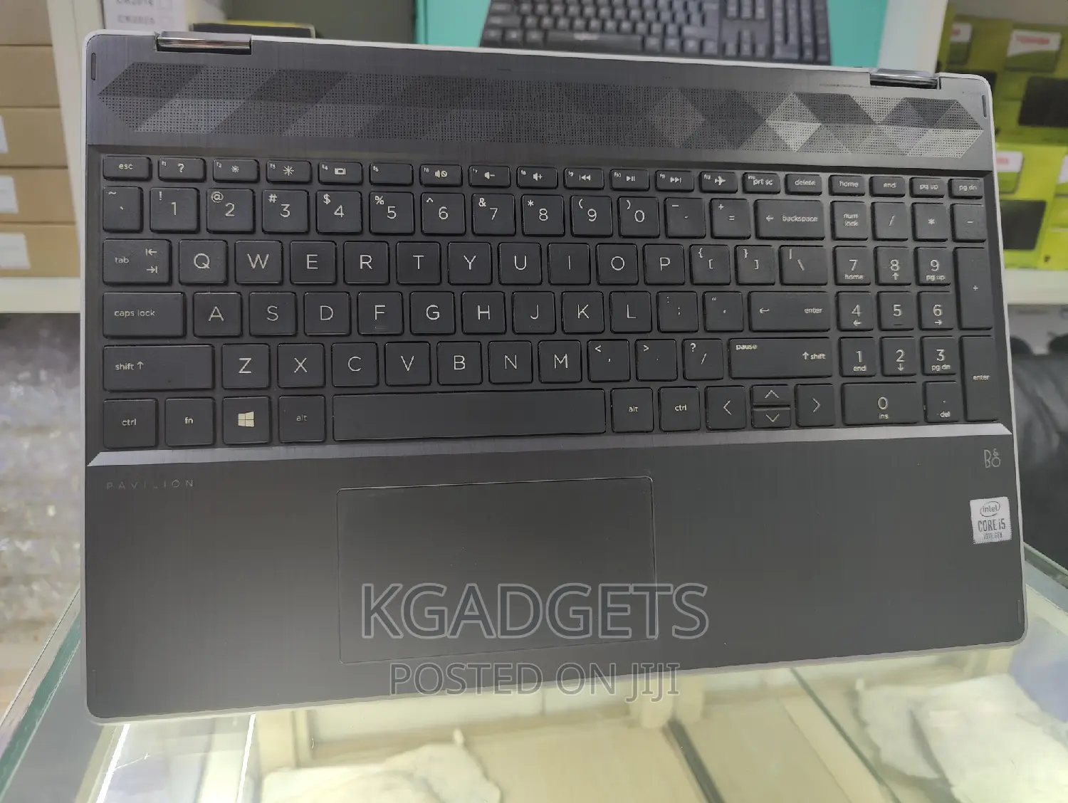 Laptop HP Pavilion 15-Cs3063cl 8GB Intel Core I5 SSD 256GB