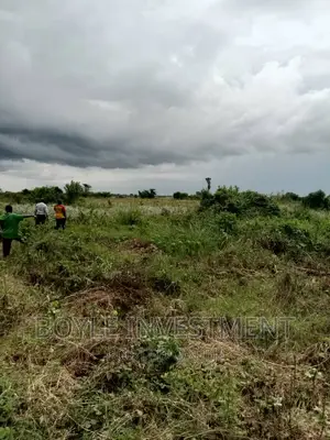 100acres at Nakasongola Lukoge