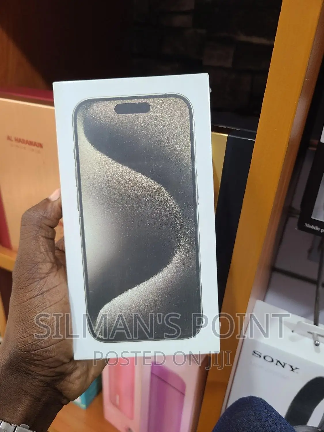 New Apple iPhone 15 Pro 128 GB Gold