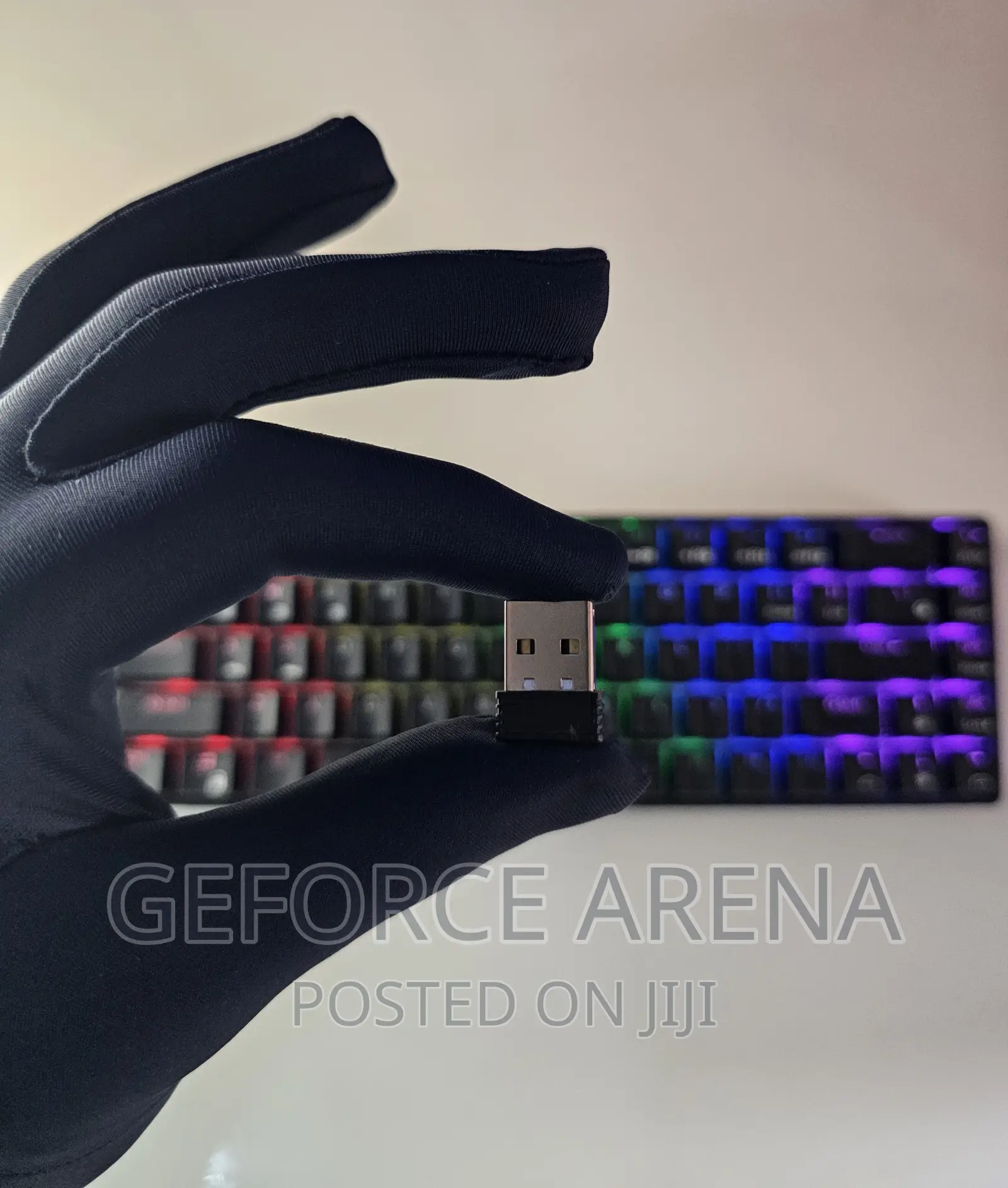 Royal Kludge RK68 - 65% Wireless Gaming Mechanical Keyboard