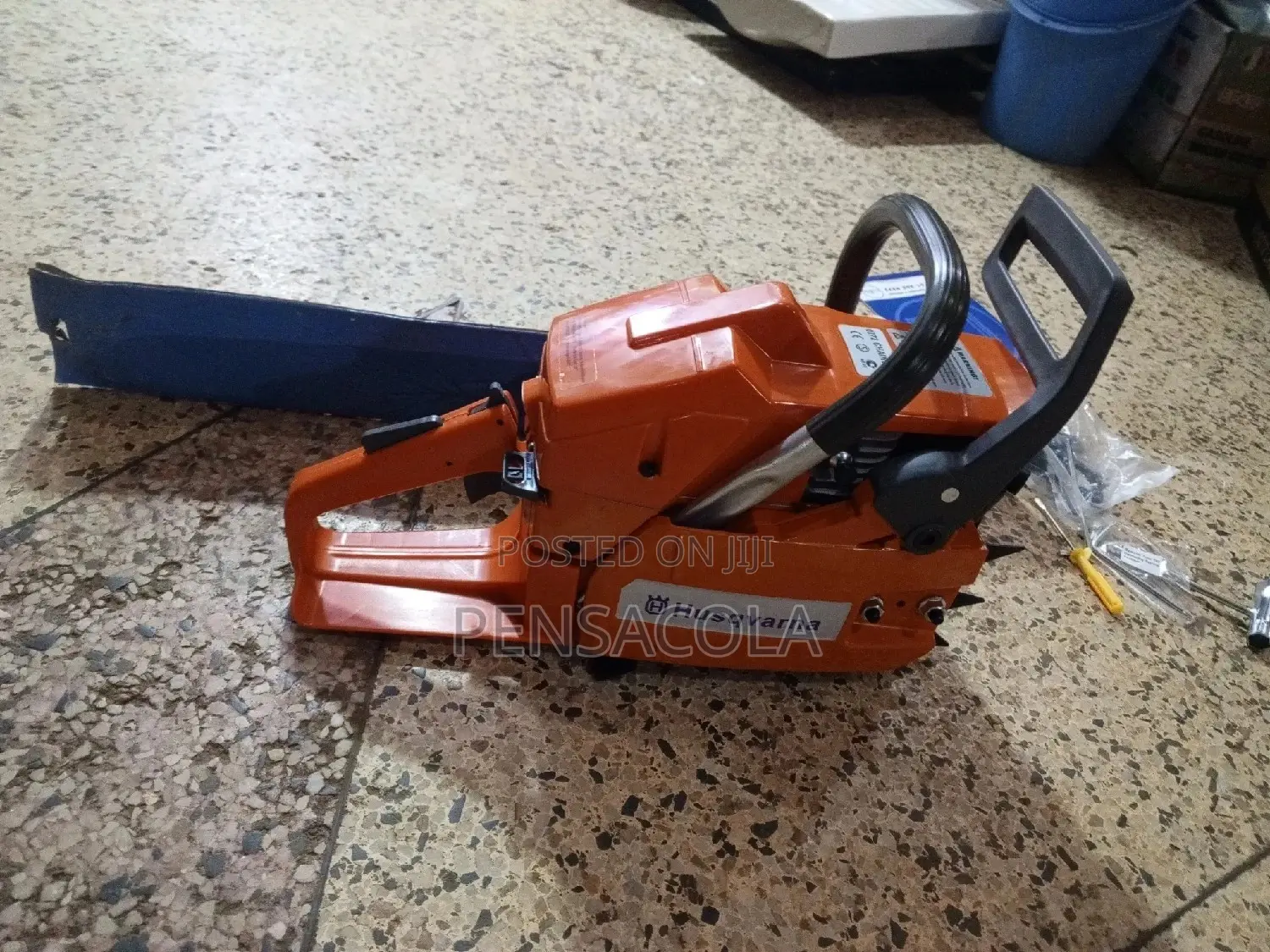 Husqvarna Chain Saw 272