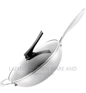 Deep Frying Original Hard Pan With It's Cover