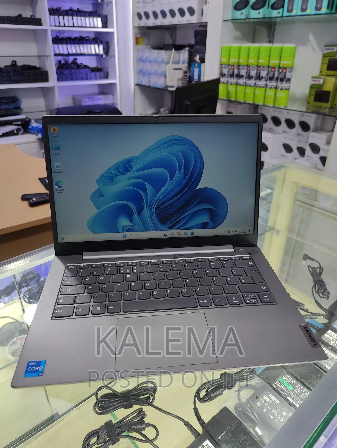 Laptop Lenovo ThinkBook 13 8GB Intel Core i5 SSD 256GB