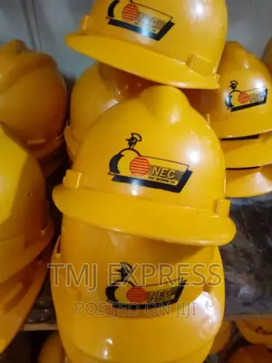 Branded Construction Caps Or Hard Hats
