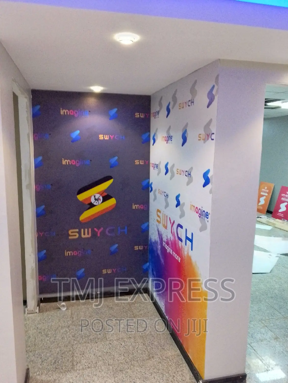 Custom Wall Papers