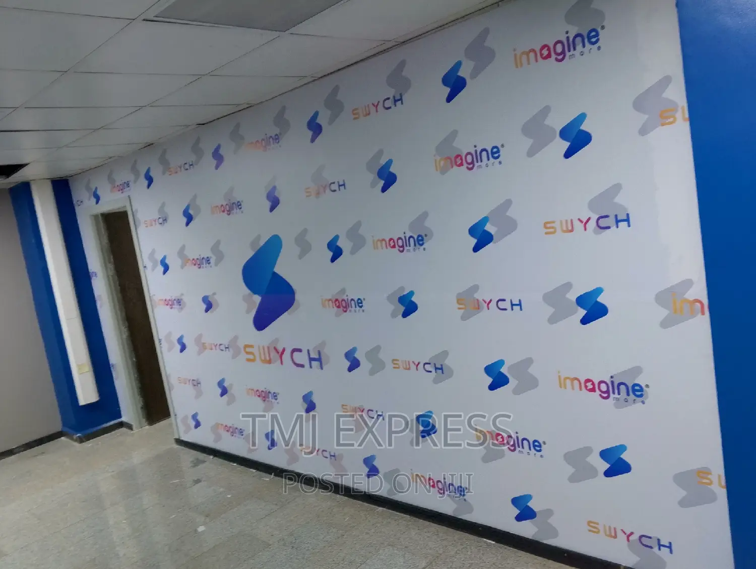 Custom Wall Papers