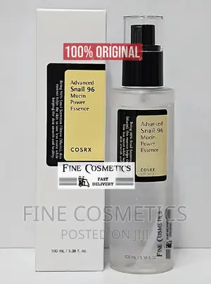 Advanced Snail 96% COSRX Snail Mucin Power Essence Serum.