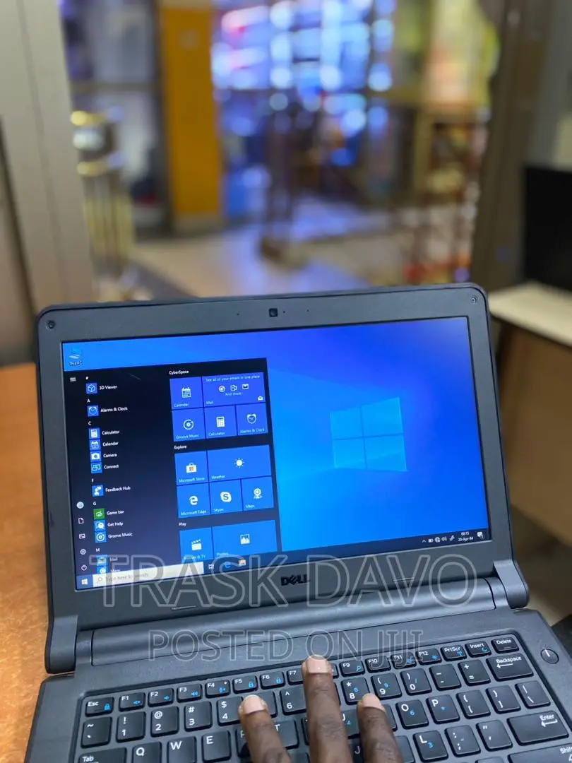 Laptop Dell Latitude 3330 8GB Intel Core I5 HDD 500GB