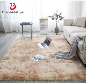 Fluffy Carpet Gold