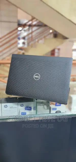 Laptop Dell Latitude 7300 8GB Intel Core I5 SSD 256GB