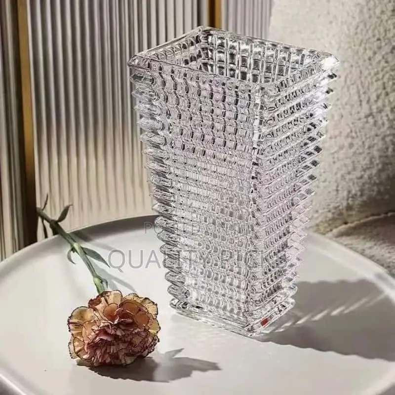 Glass Leaf Bowl