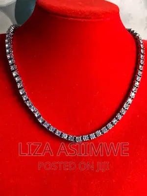 Simple Iced Chains (Tennis Chain )