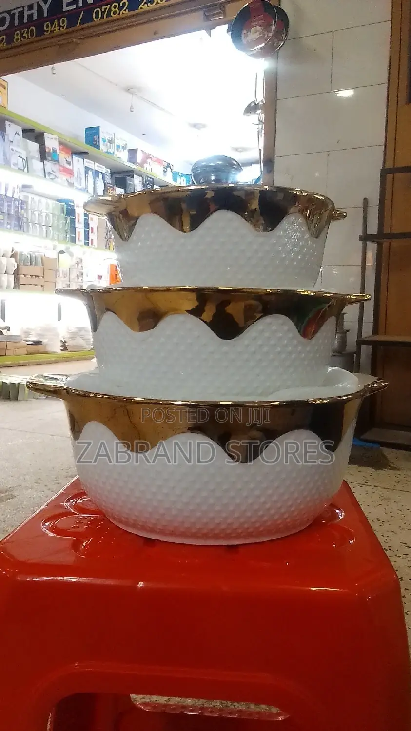 Ceramic Serving Gold Dishes