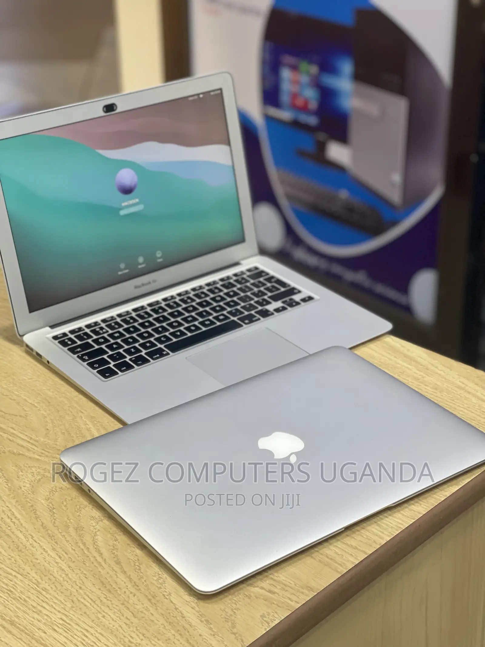 New Laptop Apple MacBook Air 2015 4GB Intel Core I5 SSD 256GB