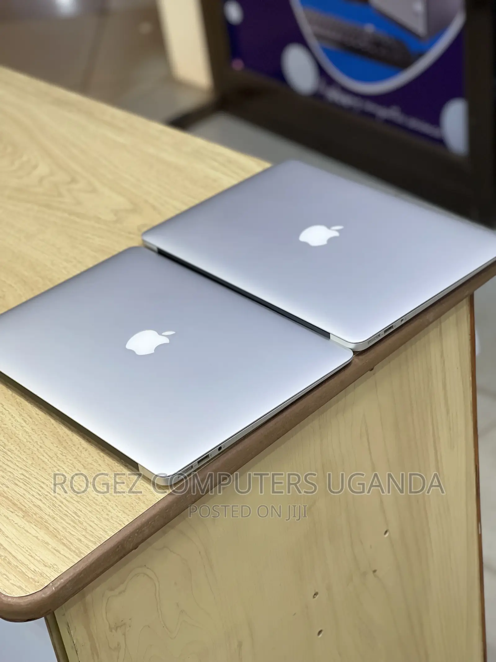 New Laptop Apple MacBook Air 2015 4GB Intel Core I5 SSD 256GB
