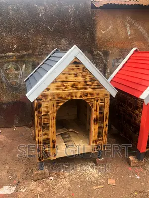 NJHVVVVB Nice Dog House Available