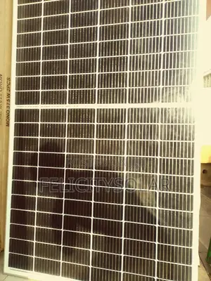 Solar Panels. Solar Born 550w.