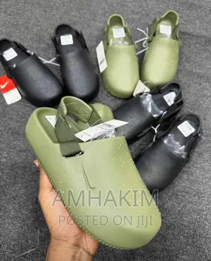 Nike Calm Mule Crocs in Stock