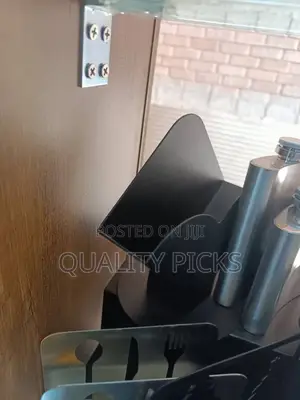 Table Tissue Holder
