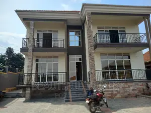 Furnished 5bdrm House in Kira All Tarmack for sale