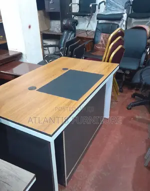 Cherry and Grey Executive Desk (140cm)With Movable Drower.