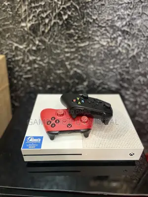 #2 Xbox One S Plus Two Controllers