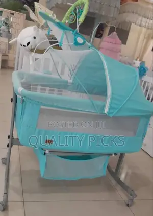 Baby Mosquito Rocker Bed