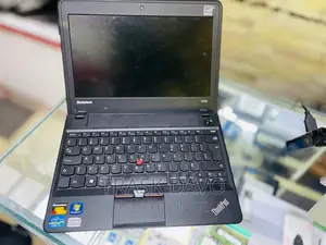 Laptop Lenovo ThinkPad X130e 4GB Intel Core I3 SSD 256GB