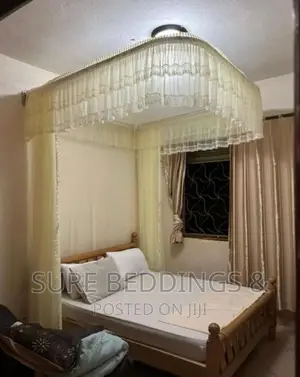 Spacious Wall Mounted Net