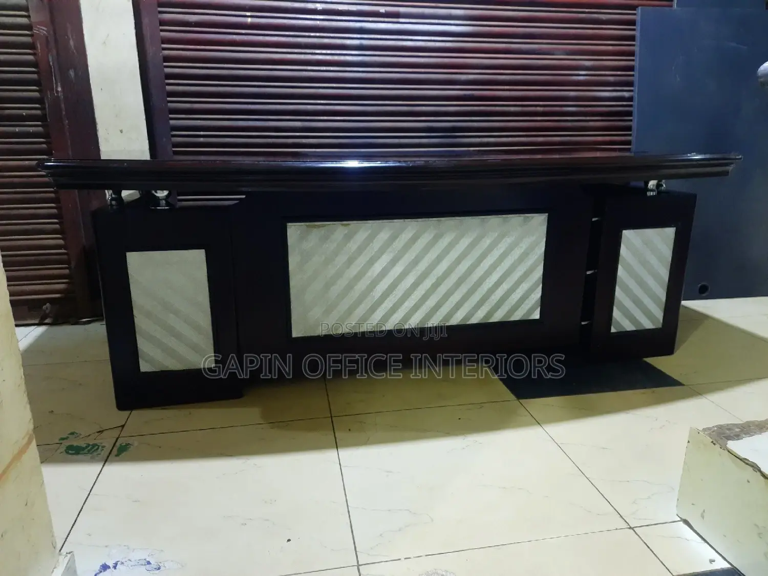 Executive Office Table of Size 200cm