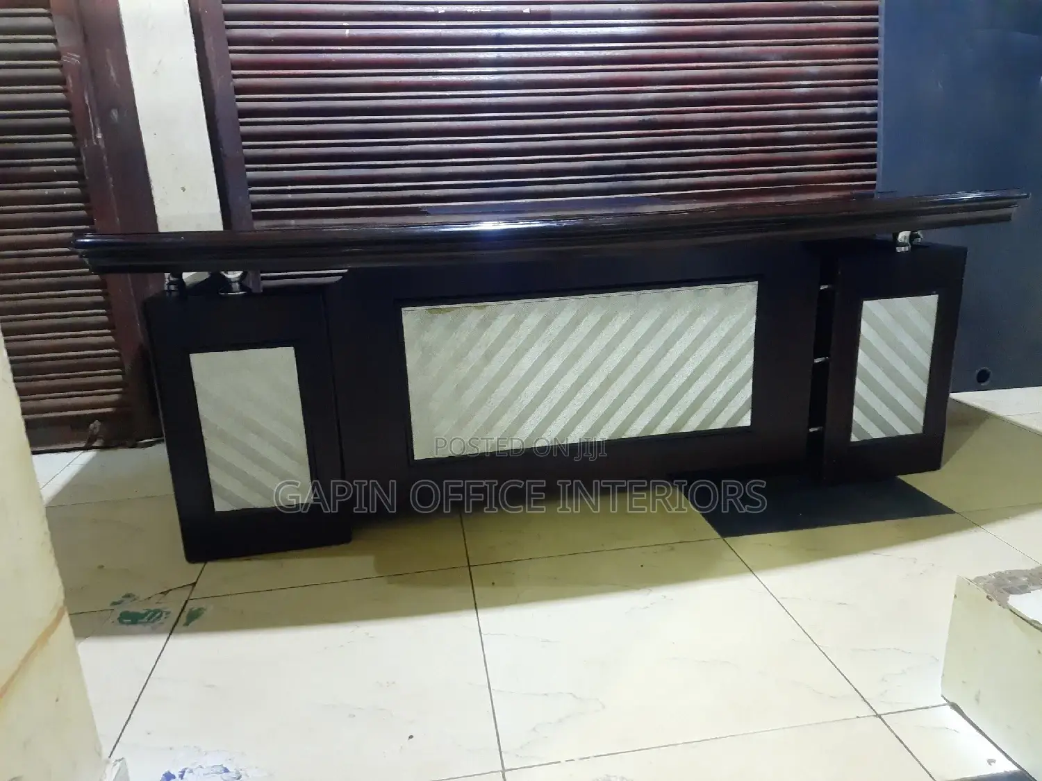 Executive Office Table of Size 200cm