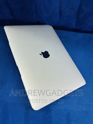 Laptop Apple MacBook Pro 2017 8GB Intel Core i5 SSD 256GB