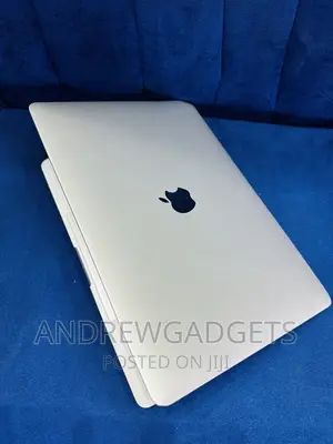 Laptop Apple MacBook Pro 2017 8GB Intel Core i5 SSD 256GB