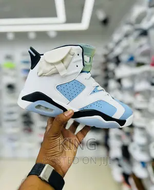 Nike Air Jordan 6 Retro