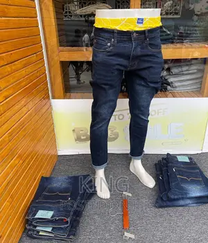 Midwash Fit Jeans
