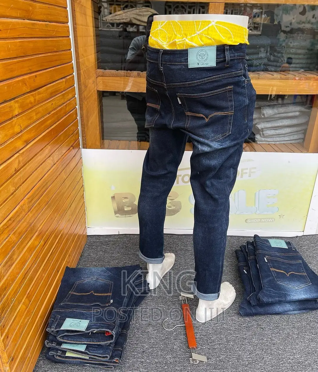 Midwash Fit Jeans