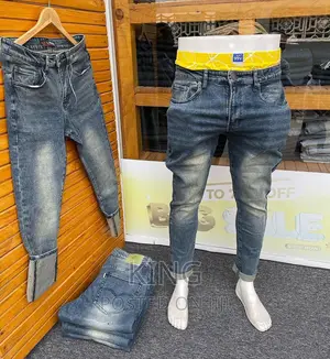 Slim Fit Classy. Jeans