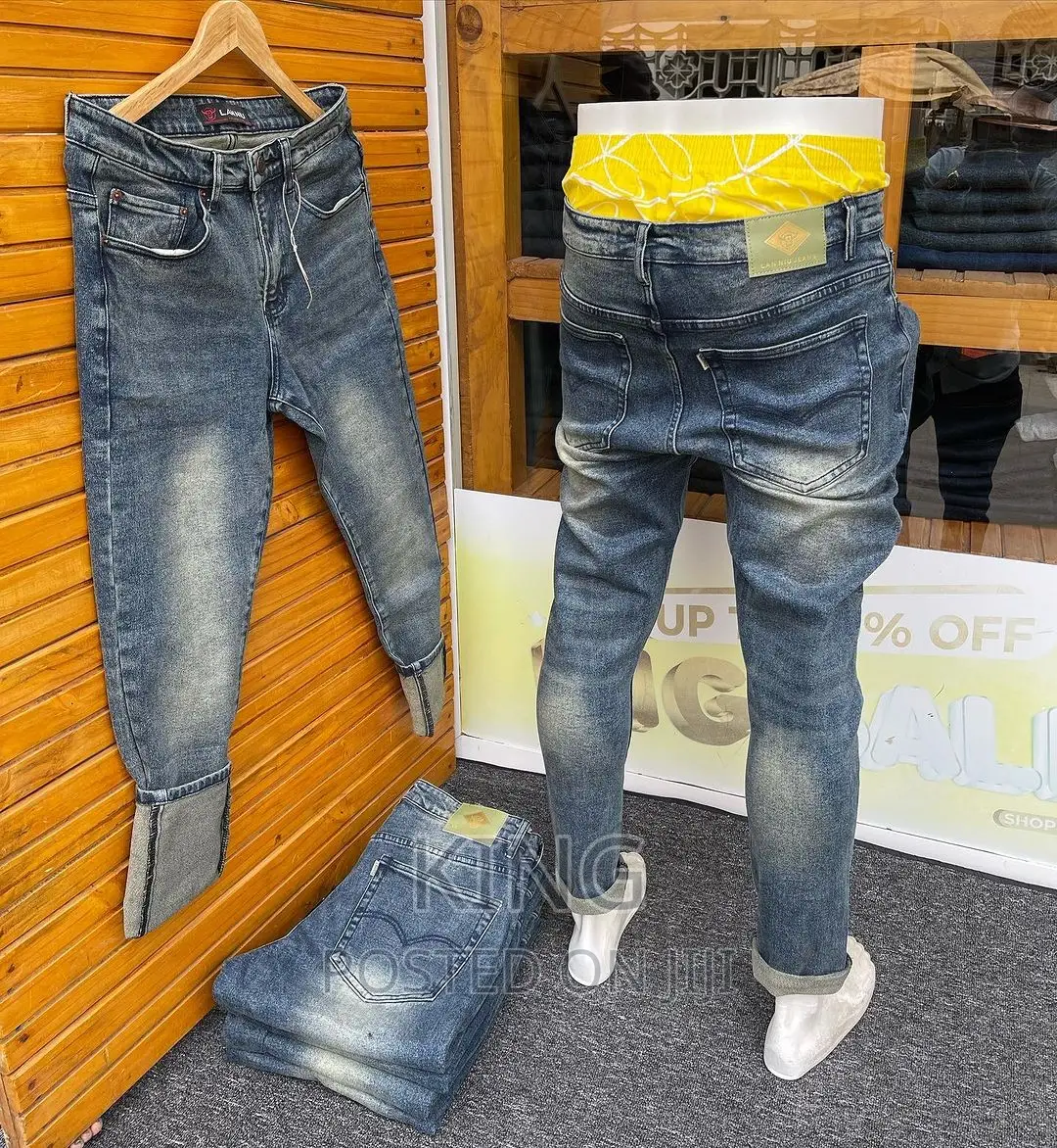 Slim Fit Classy. Jeans