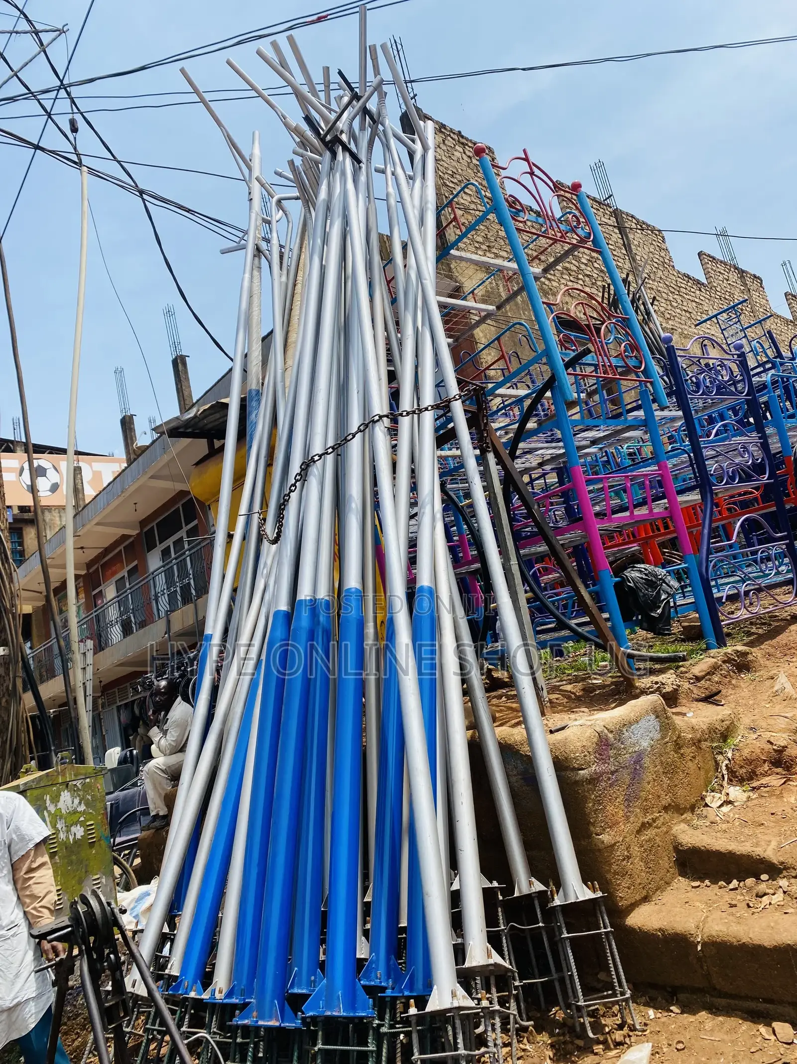 All Kinds of Solar Poles at Low Costs